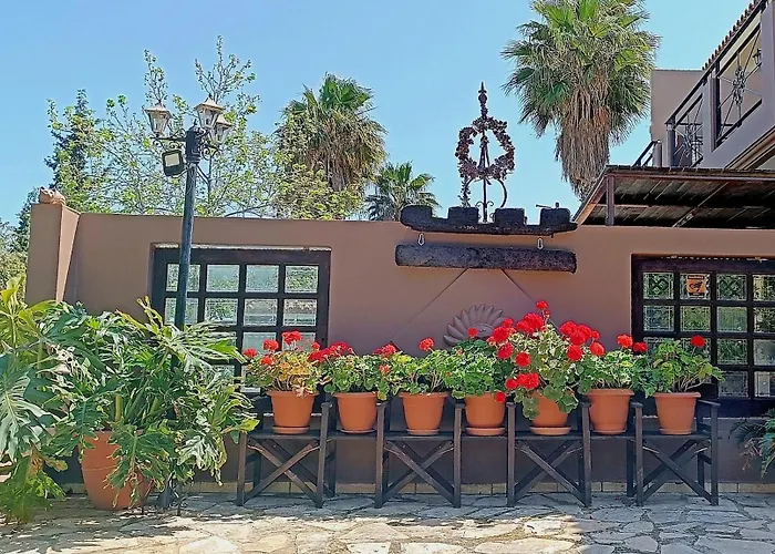 Okeanis & Adults Only * Katelios