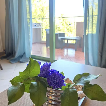 Okeanis & Adults Only * Katelios