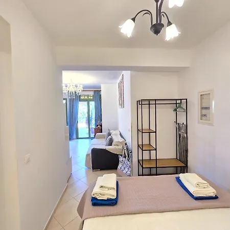 Διαμέρισμα Okeanis & Adults Only Κατελειός
