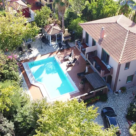 Okeanis & Adults Only * Κατελειός